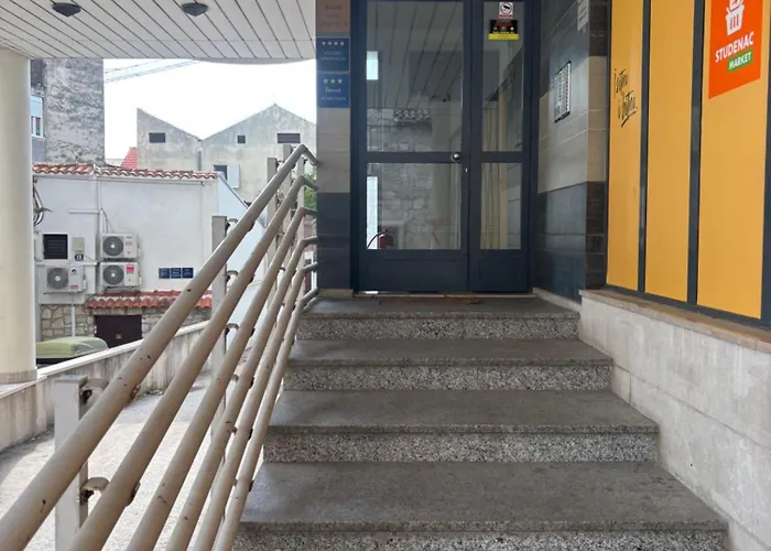 Апартаменты Center Dobri *