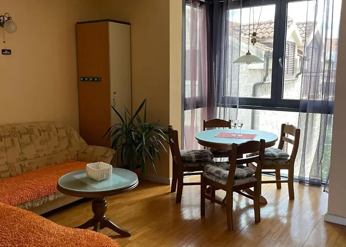 Center Dobri * Split